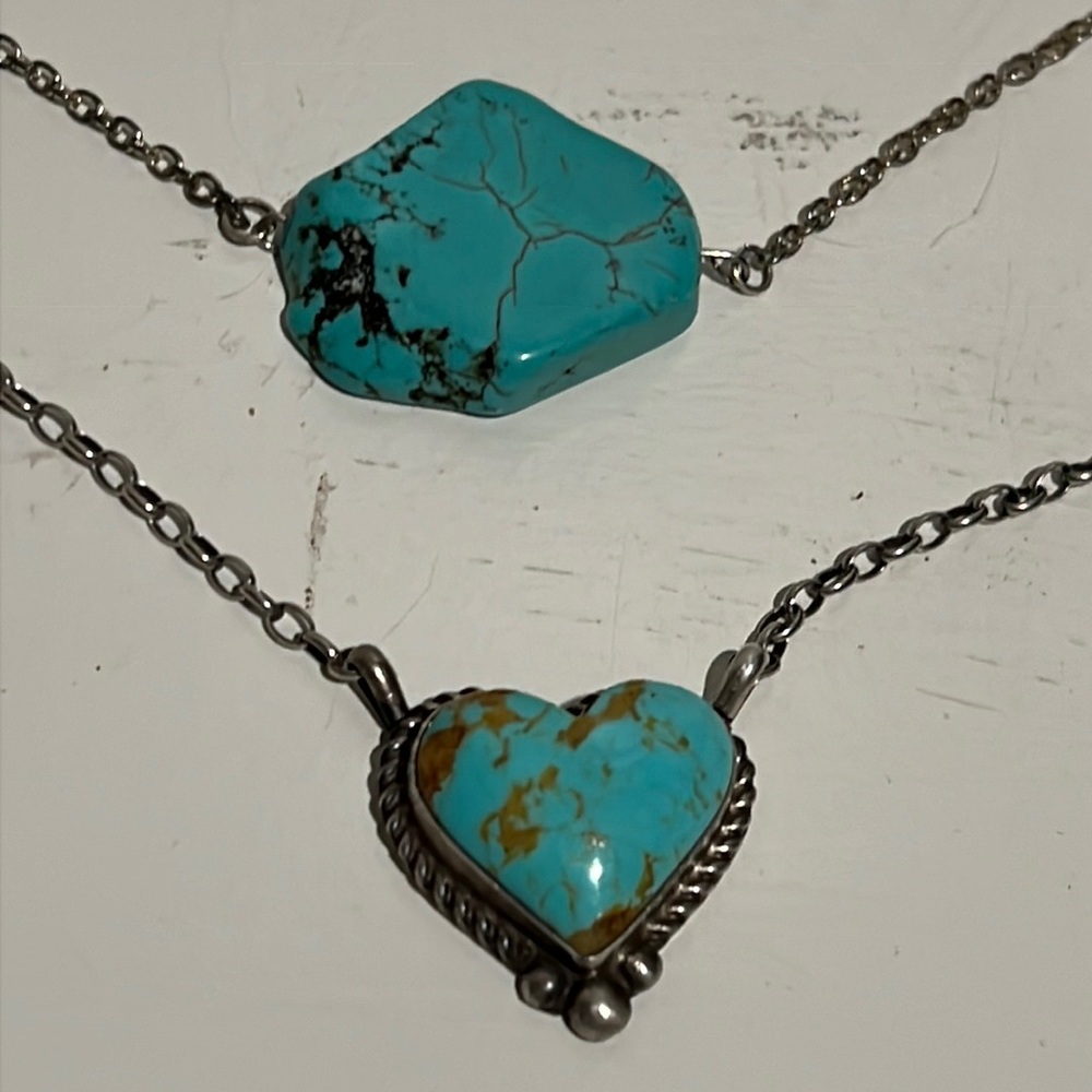 💚Set of 2 faux turquoise necklace 💚
